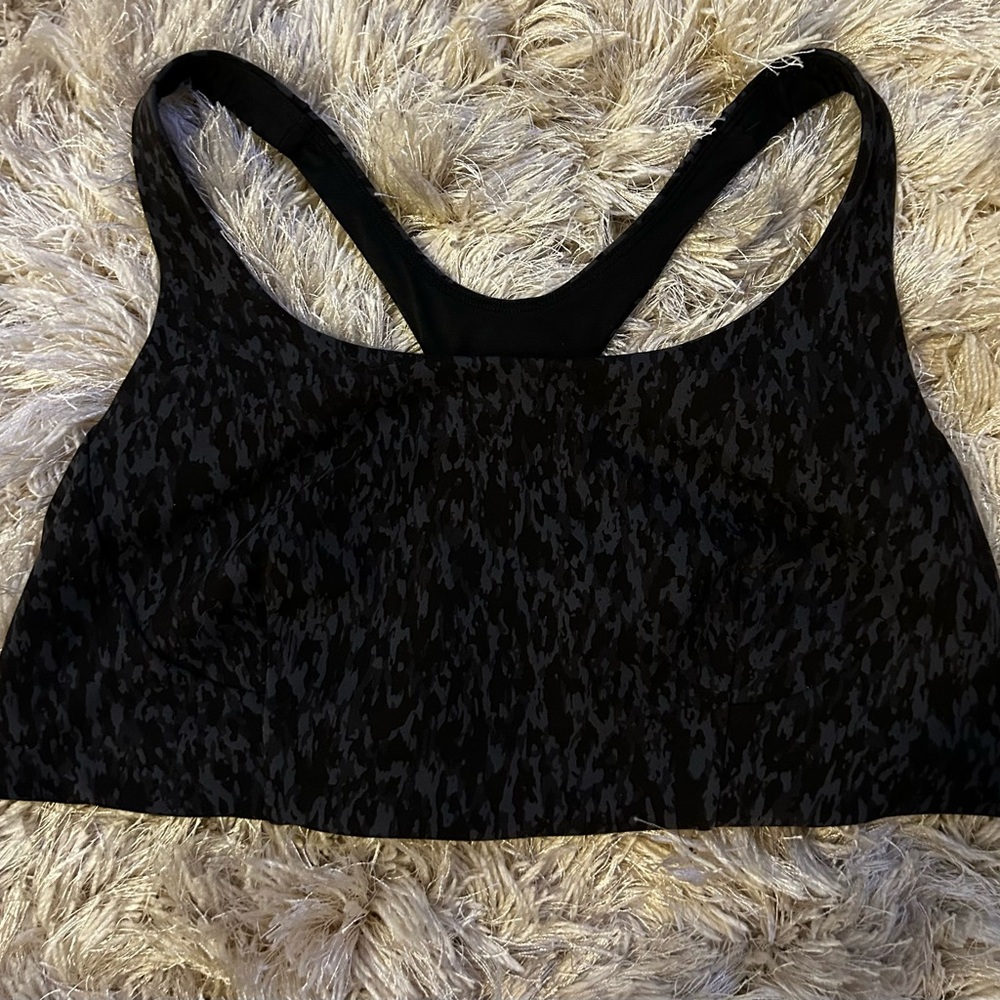lululemon Wunder Train Bra - Picture 2 of 6
